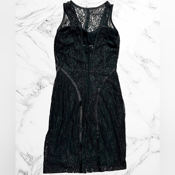 BEBE Black Sleeveless Lace Overlay Dress with Silk Trim XS - Picture 2 of 6